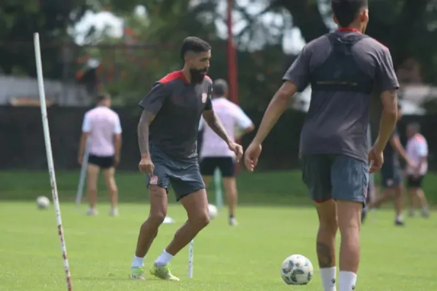 PUNTO DE PARTIDA. Sin entrenador confirmado, el plantel de San Martín iniciará hoy la pretemporada pensando en el próximo torneo.