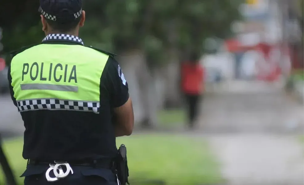 Detuvieron a un hombre que había ingresado a robar en una estación de servicio