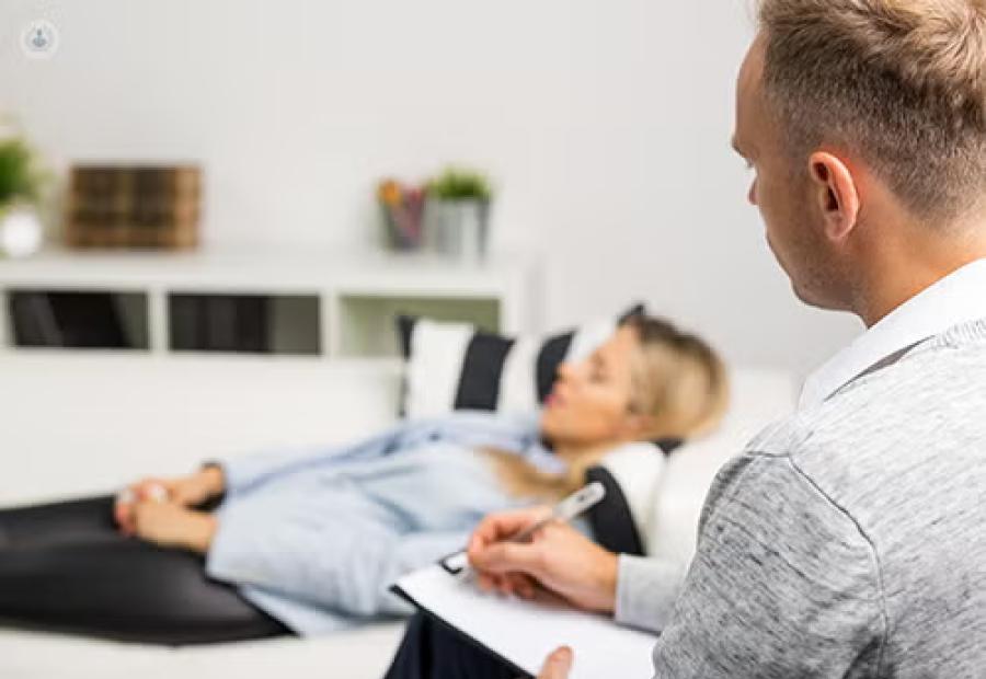 Cuánto debe cobrar un psicólogo una sesión de terapia, según el colegio que nuclea a estos profesionales