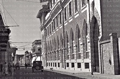 Recuerdos fotográficos: la carretilla del Correo