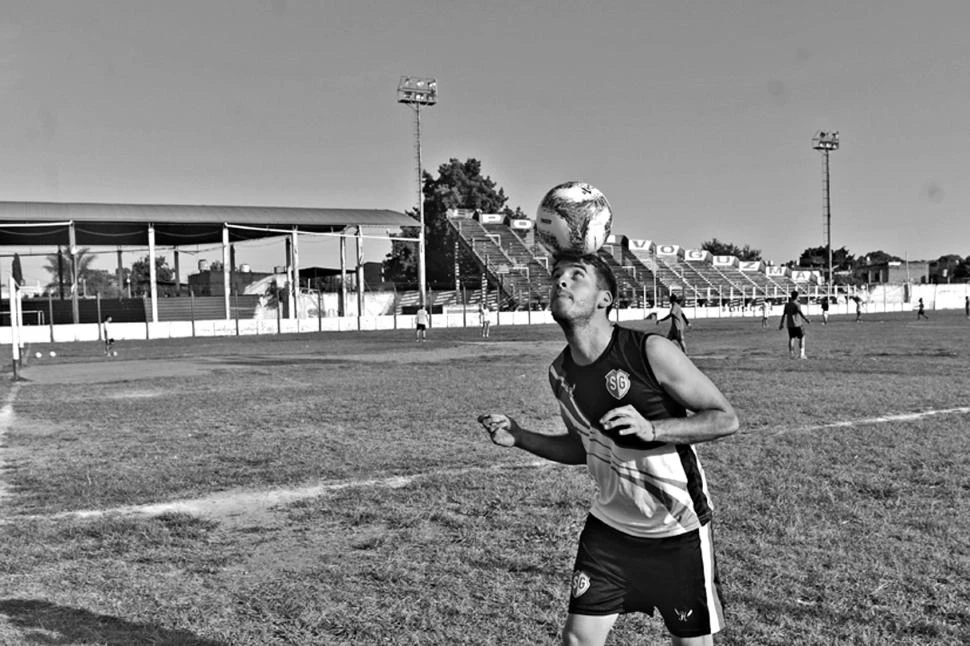 ILUSIONADO. Santiago Yuretic, de 25 años, buscará conquistar el cuarto título con la camiseta de Sportivo Guzmán. FOTO DE OSVALDO RIPOLL/LA GACETA