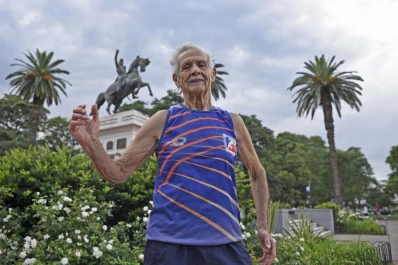 ¿Vale la pena cambiar en la vejez? La ciencia dice sí, y Dardo lo confirma