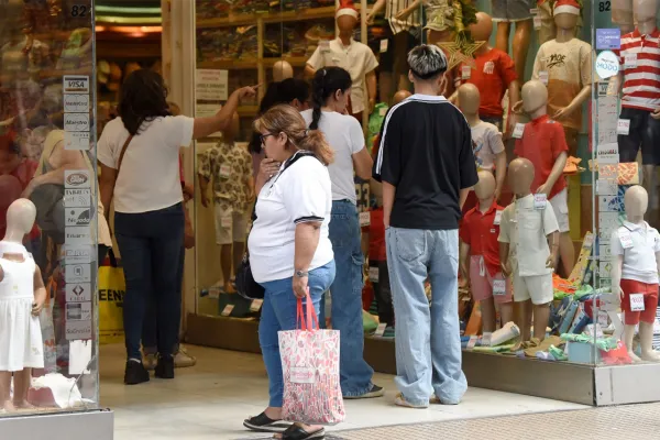 Cómo atenderá el comercio en Tucumán el 30 y 31 de diciembre