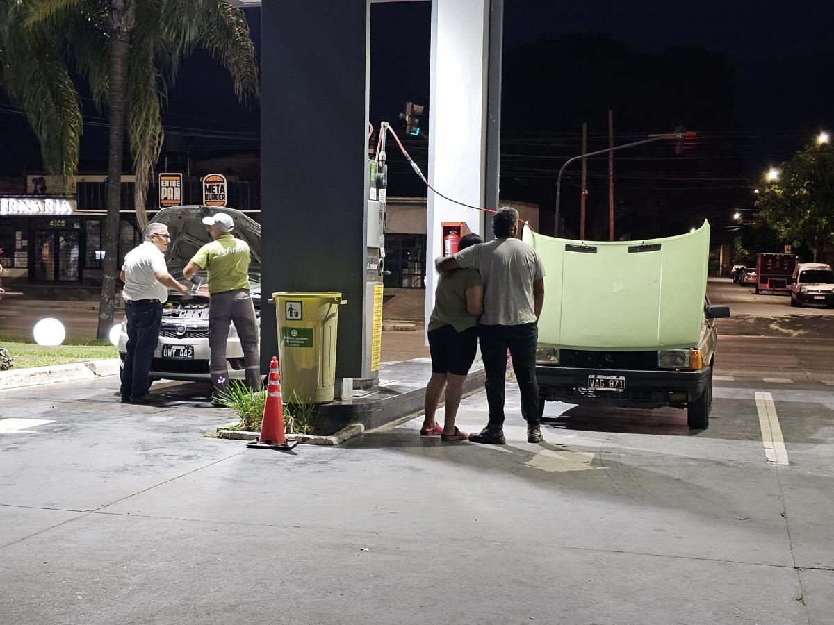 Los últimos clientes de la noche en Belgrano al 4.300.