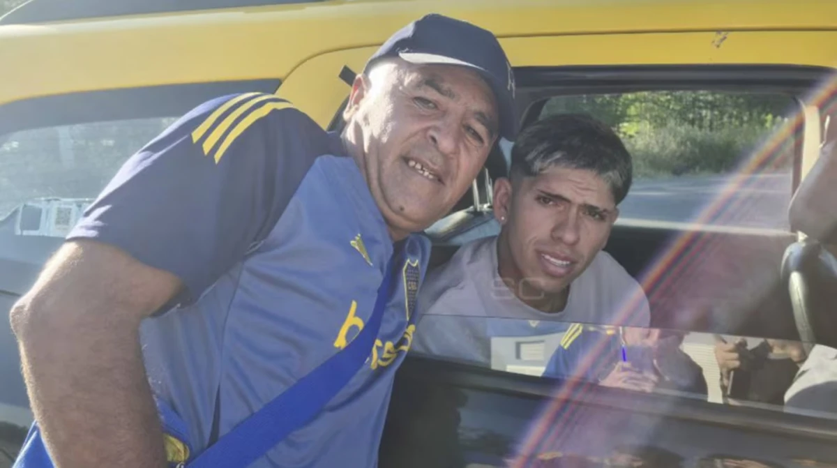 El refuerzo estrella de Boca llegó en taxi a la primera práctica del año