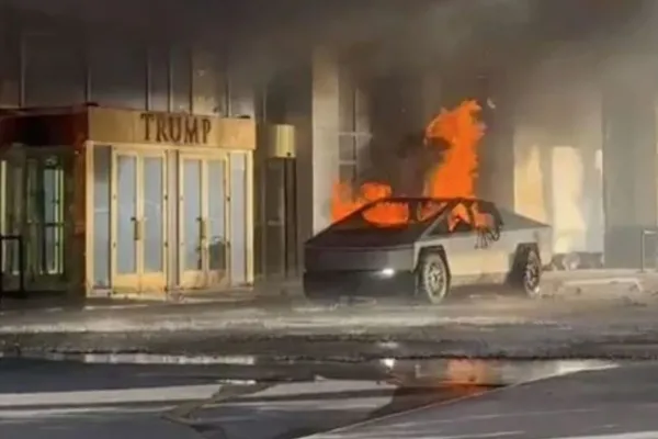 Trágica explosión de un Tesla Cybertruck frente a un hotel de Donald Trump en Las Vegas