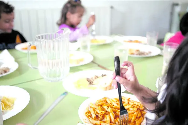 Unos 104.000 niños recibirán la comida en las escuelas de Tucumán