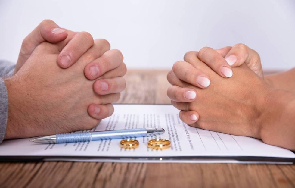 En enero, aumentan las solicitudes de divorcio, ya que las personas tienden a reflexionar sobre el año pasado y decidir si dejar atrás una relación 