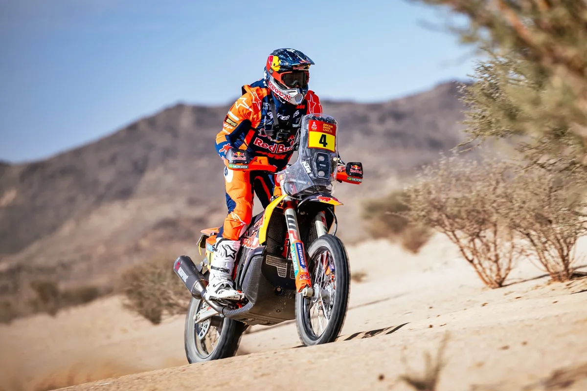 Daniel Sanders se adjudica el prólogo del Dakar en motos