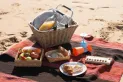 Las claves para comer en la playa: precauciones y recetas para disfrutar de una jornada en la costa