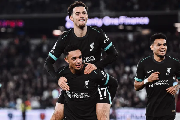 Agenda de TV del domingo: Liverpool-Manchester United, el clásico Roma-Lazio y el Abierto de Australia