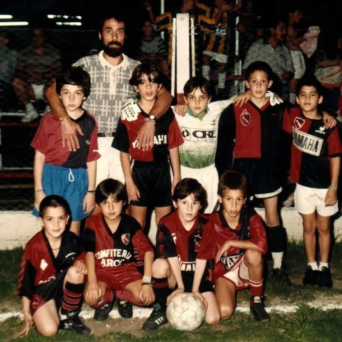 Emotivo encuentro entre Lionel Messi y sus ex compañeros de Newells: ¿Quiénes integraban el plantel?