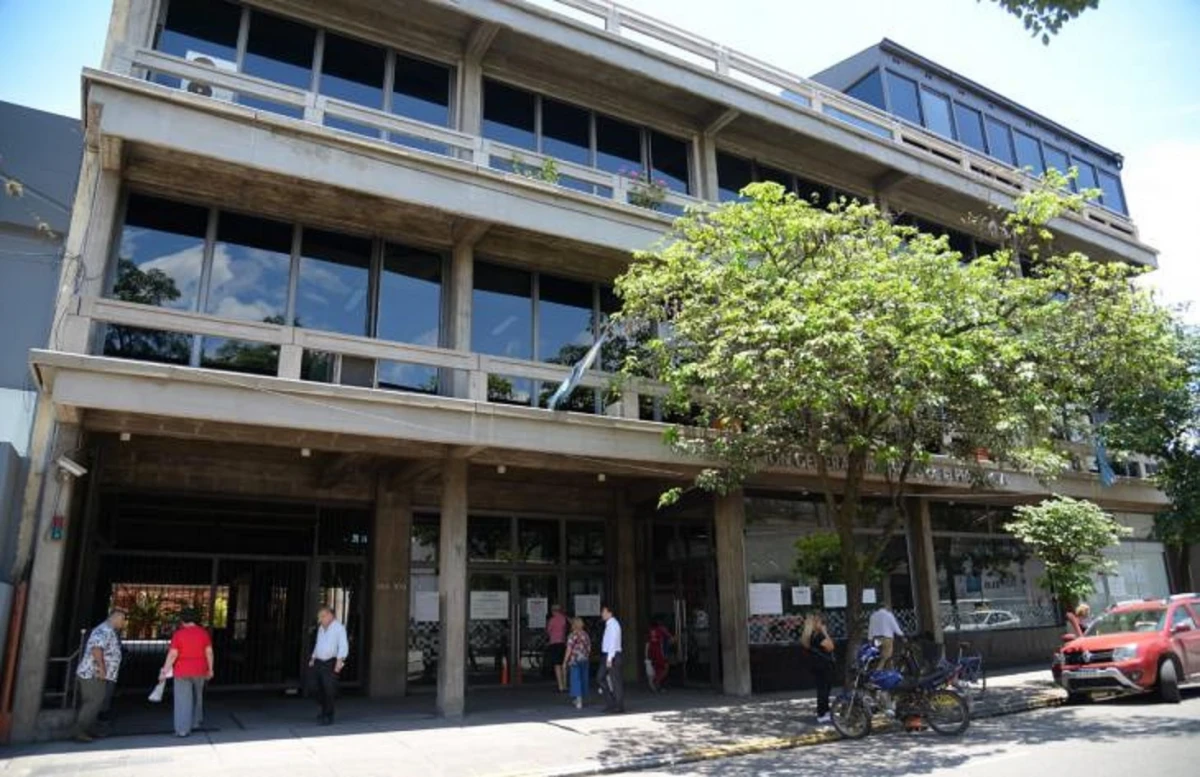 Edificio central de Rentas. COMUNICACIÓN PÚBLICA