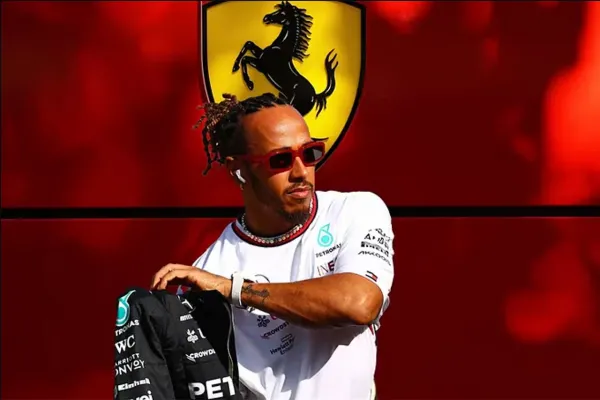 Ferrari celebra los 40 años de Lewis Hamilton con la ilusión de una nueva era