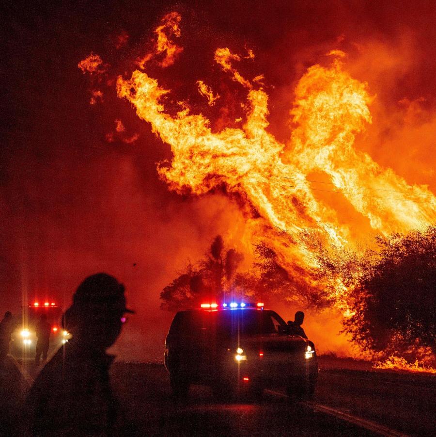 California: impresionantes imágenes del avance de los incendios forestales