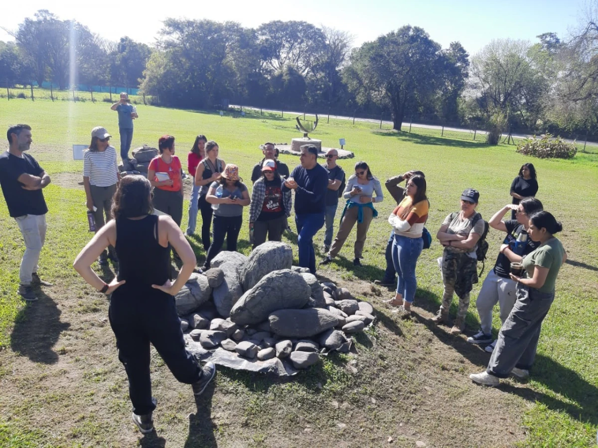 JARDÍN DE ROCAS. Una muestra de piedras traídas desde todos los puntos de la provincia permiten conocer la historia geológica de Tucumán.