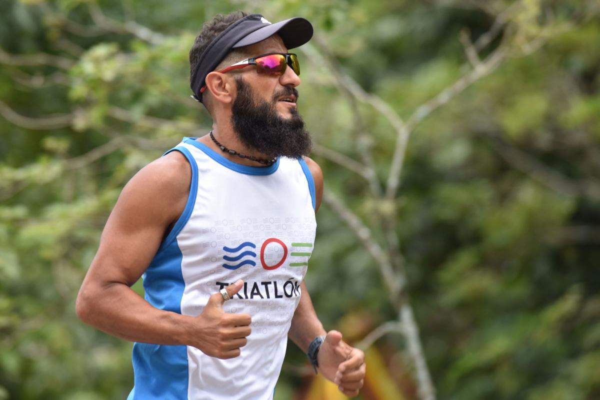 AMOR POR LOS DEPORTES. Figueroa Fernández es uno de los dos tucumanos que logró terminar el Spartathlon. 