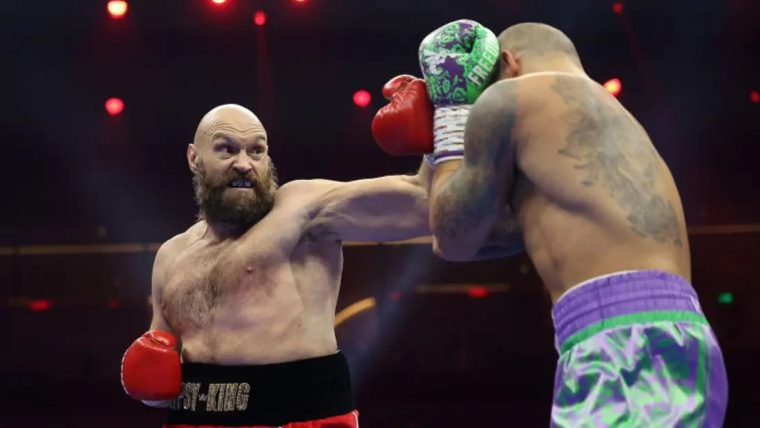 COMBATIVO. Fury peleó en el ring, al igual que en su vida misma.