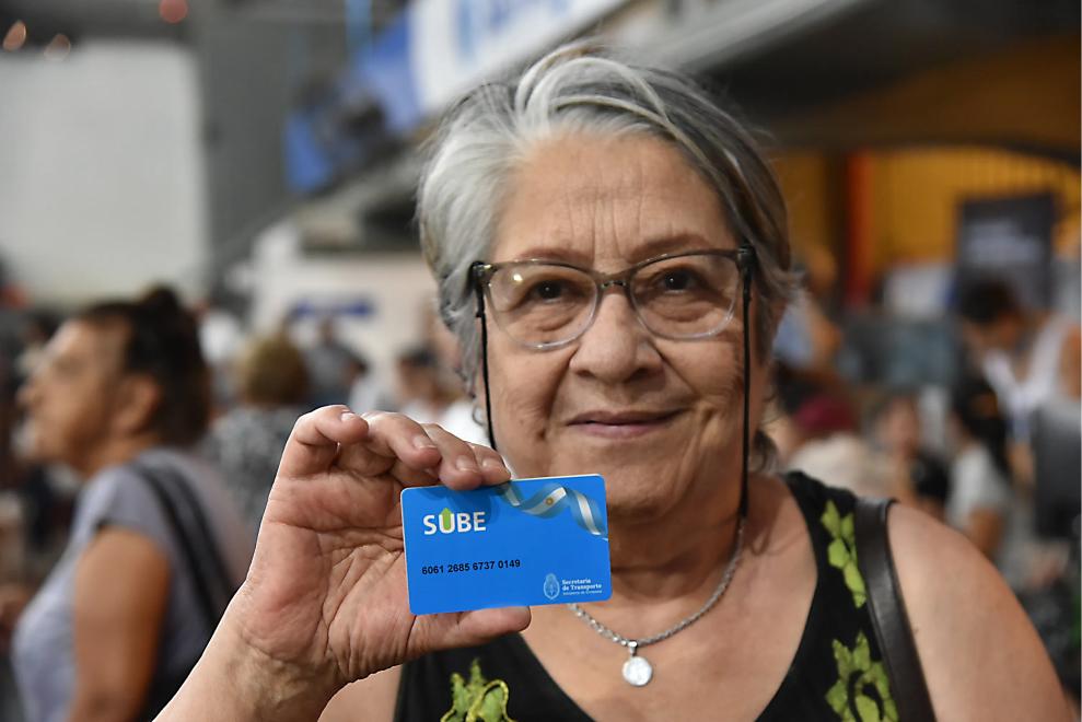 Los jubilados ya pueden retirar gratis este beneficio que ofrece la Municipalidad.