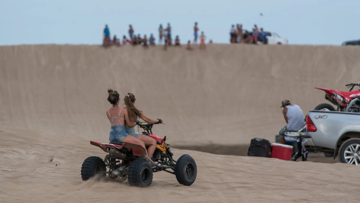 Un nuevo accidente protagonizado por un cuatriciclo en las playas de Pinamar.