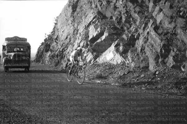 Recuerdos fotográficos: Las bicis son las eternas dueñas del camino de San Javier