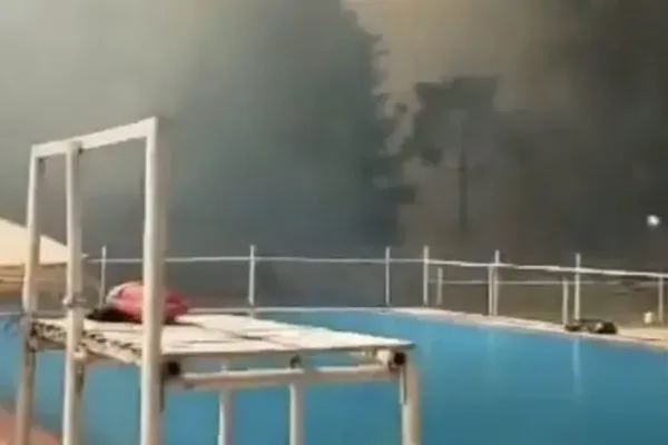 Susto en una colonia de vacaciones: debieron evacuar a los niños por un incendio forestal