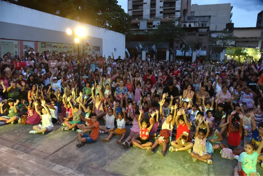 Durante el mes de enero, las familias podrán disfrutar de funciones de cine al aire libre.