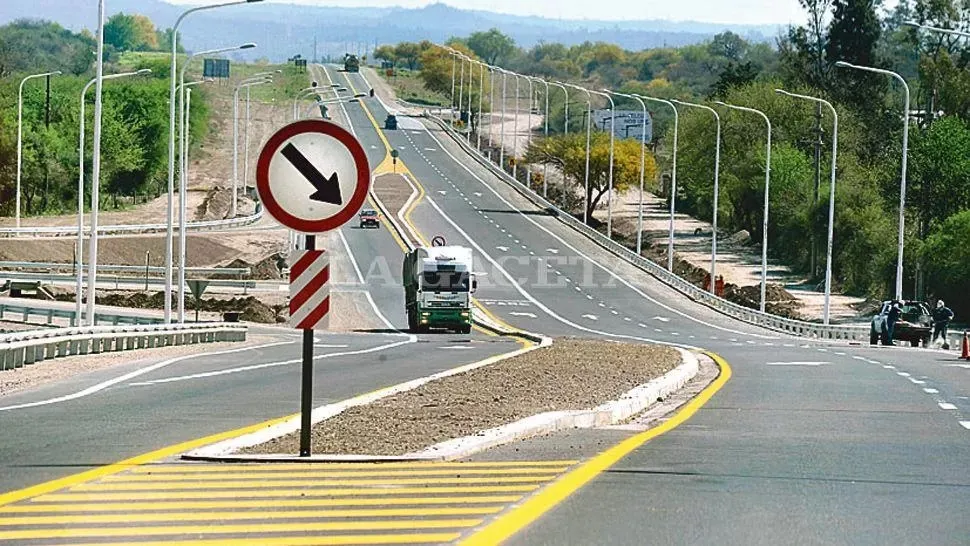 Ruta nacional 9 en Tucumán. LA GACETA/ FOTO DE FLORENCIA ZURITA (ARCHIVO)