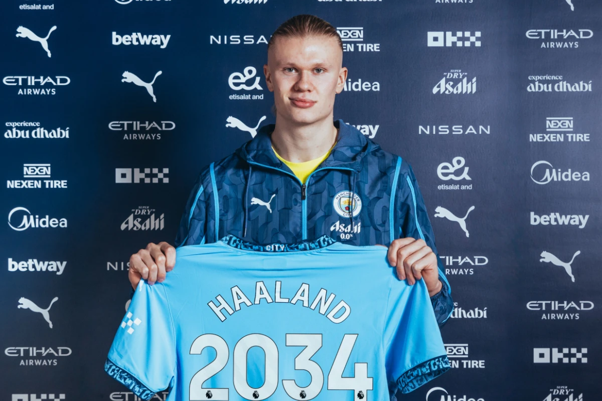 Haaland estará en el Mancester City hasta 2034 con un contrato histórico. 