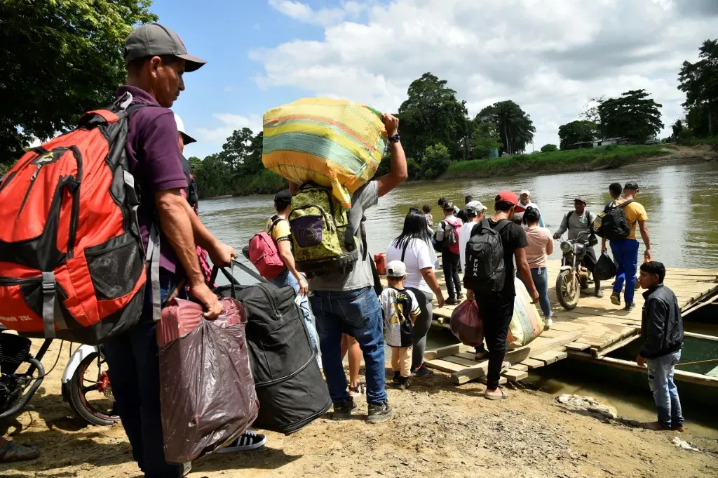 La guerrilla de Colombia deja casi 80 muertos