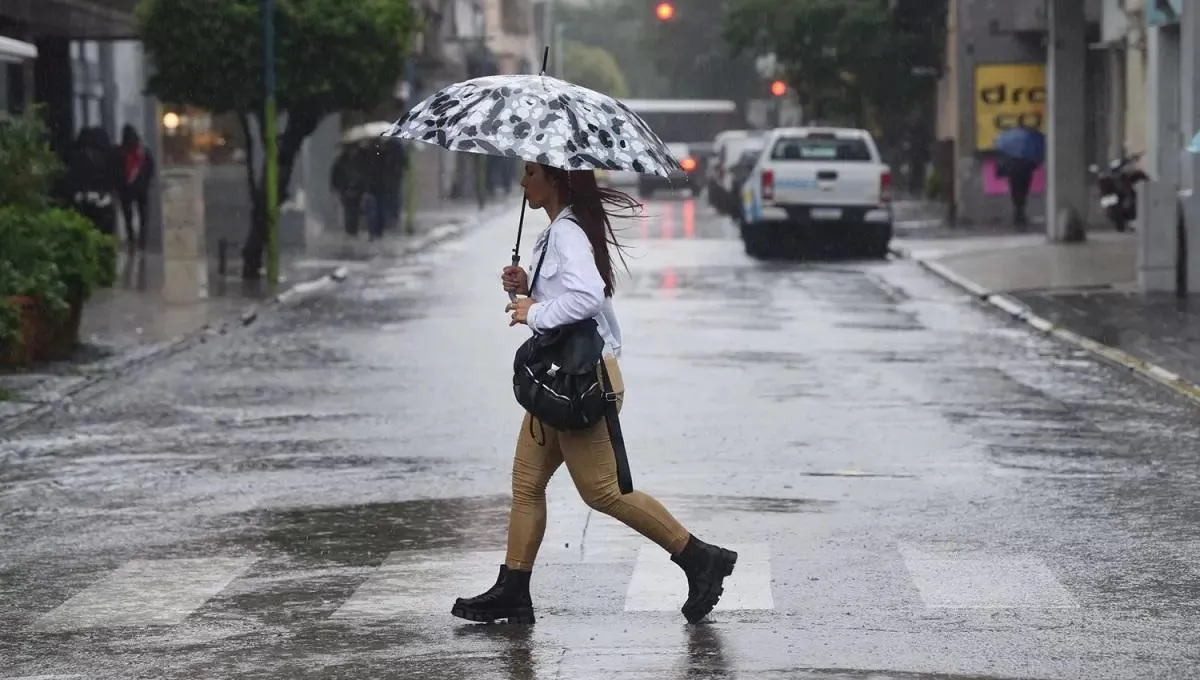 Rige una alerta por lluvias y tormentas en algunas zonas del país.