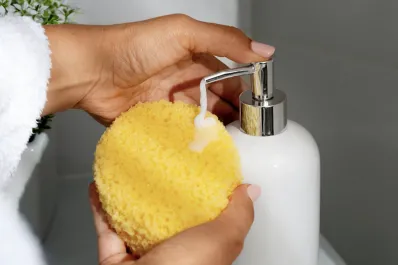 Las esponjas de baño: ¿conviene usarlas?