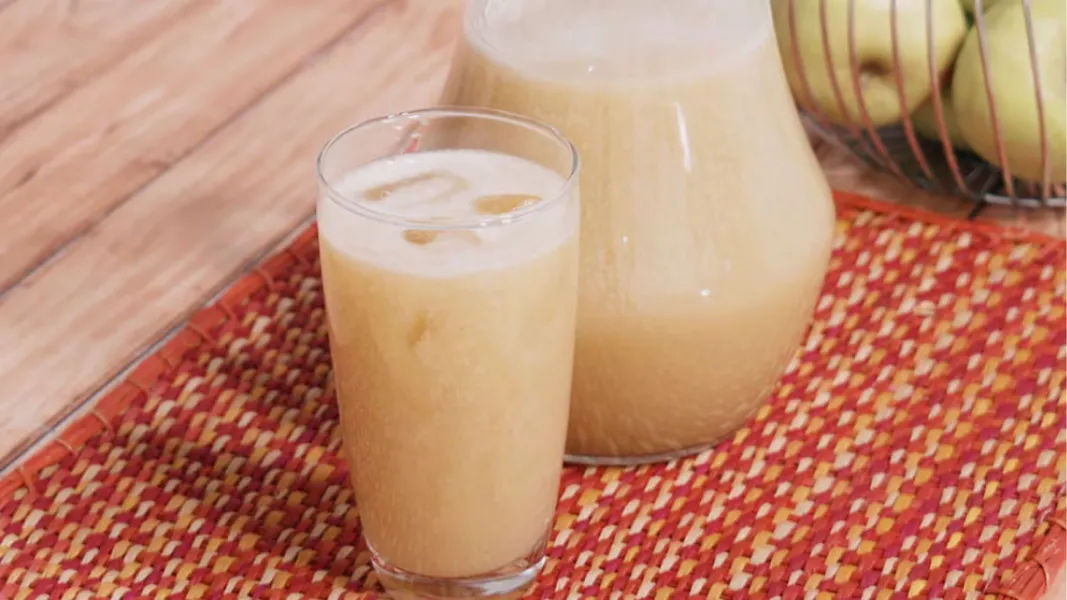 ¿Cúal es el jugo de fruta que ayuda a prevenir la diabetes, reducir la presión arterial y combate el estreñimiento?