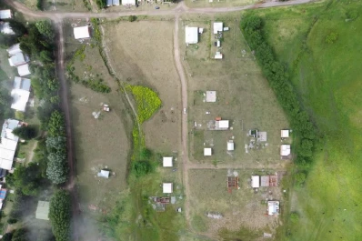 Usurpación en El Mollar: se complica el acusado y aceleran la reposición de los lotes