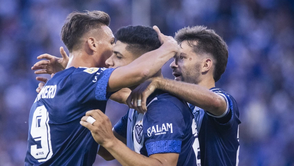 EL CAMPEÓN. Vélez estrenará su título visitando a Tigre, en Victoria.