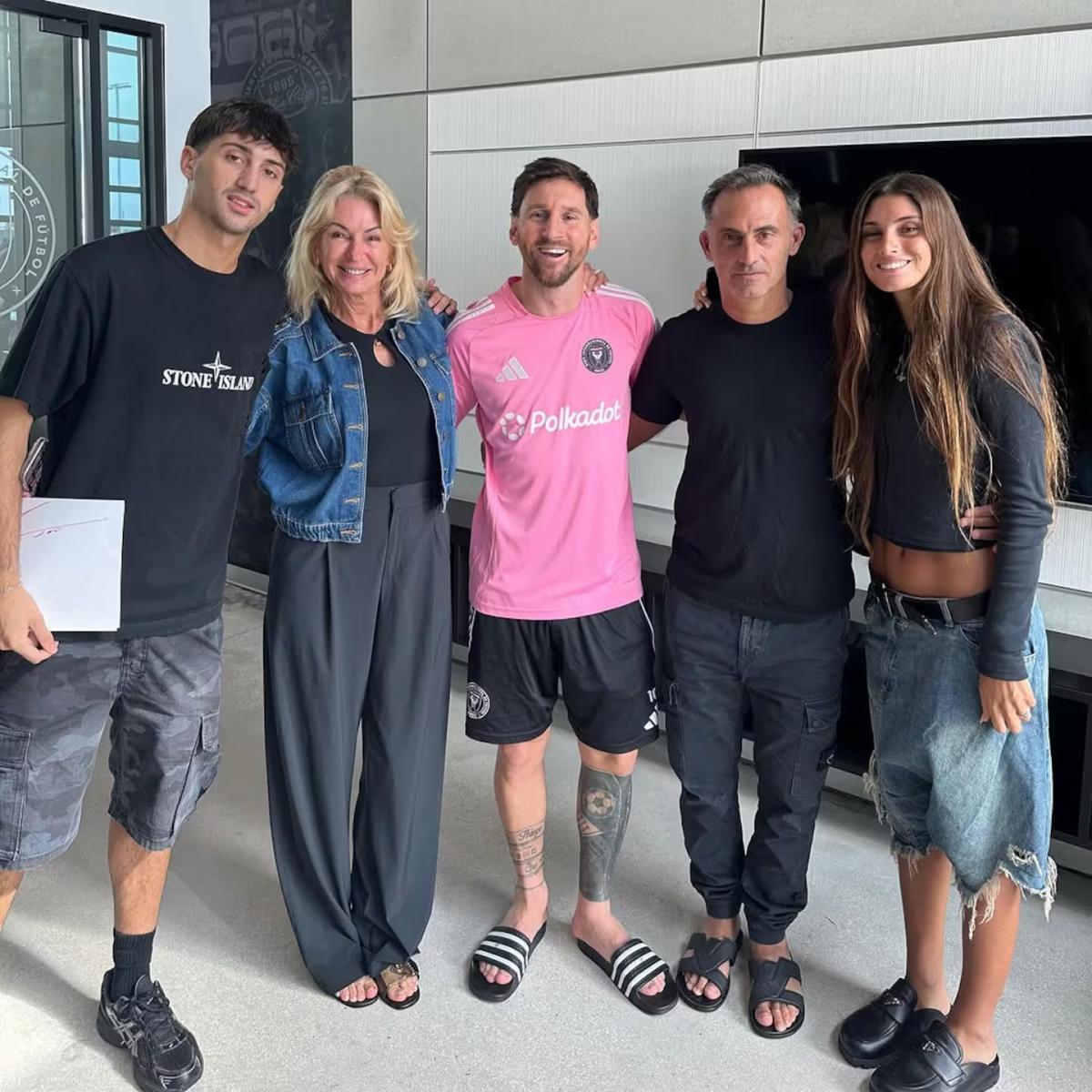 Las fotos del encuentro de los Latorre con Lionel Messi.