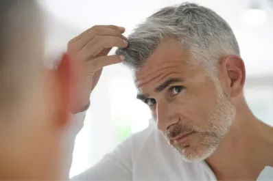 Adiós a la tintura: así podés oscurecer tus canas con dos ingredientes naturales