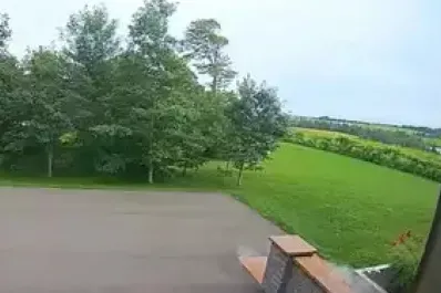 Impactante: cámara de seguridad en Canadá grabó la caída de un meteorito