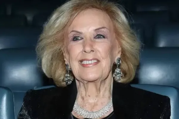 Irónica: Mirtha Legrand contó el pedido que le hizo la “China” Suárez a su nieto cuando eran novios