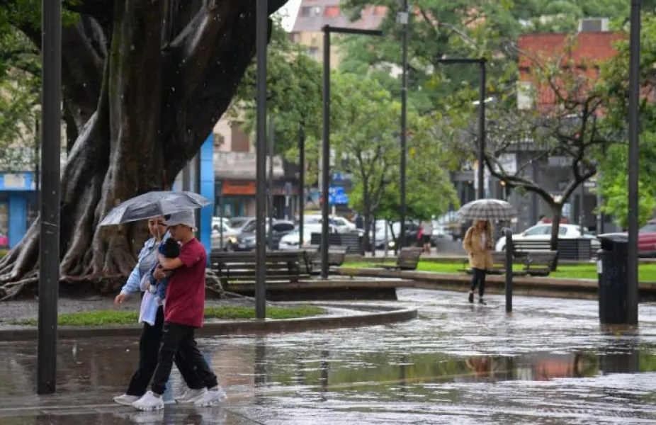 Tucumán y siete provincias más bajo alerta amarilla por tormentas: ¿cuándo lloverá?