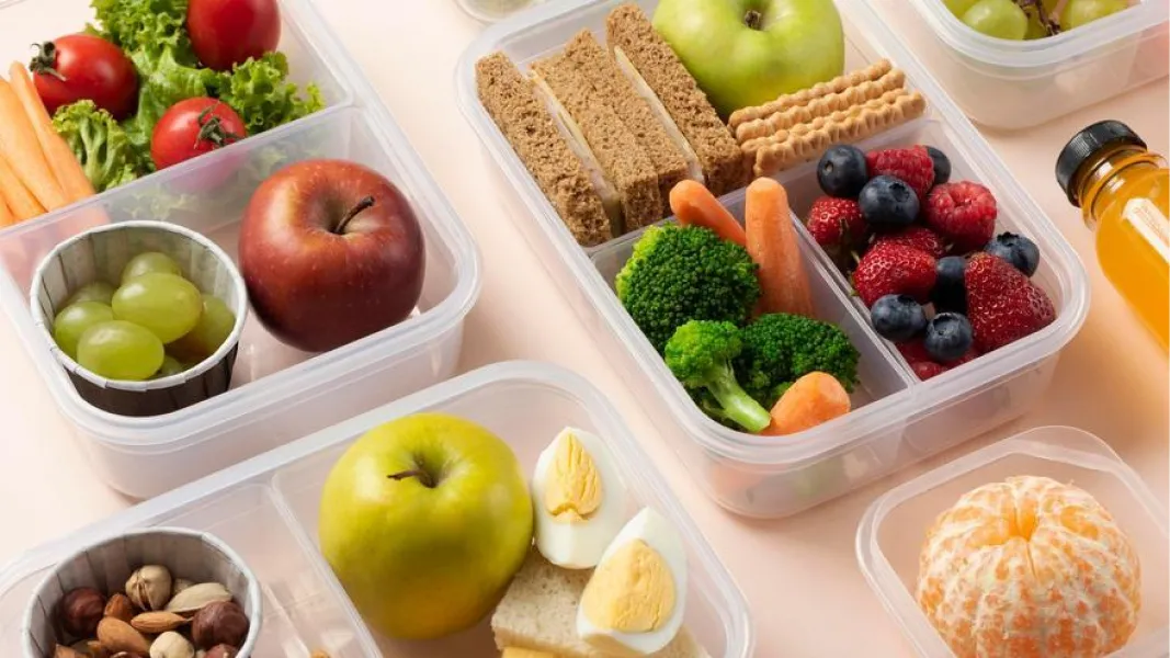 10 opciones de comidas livianas y saludables para llevar al trabajo en verano