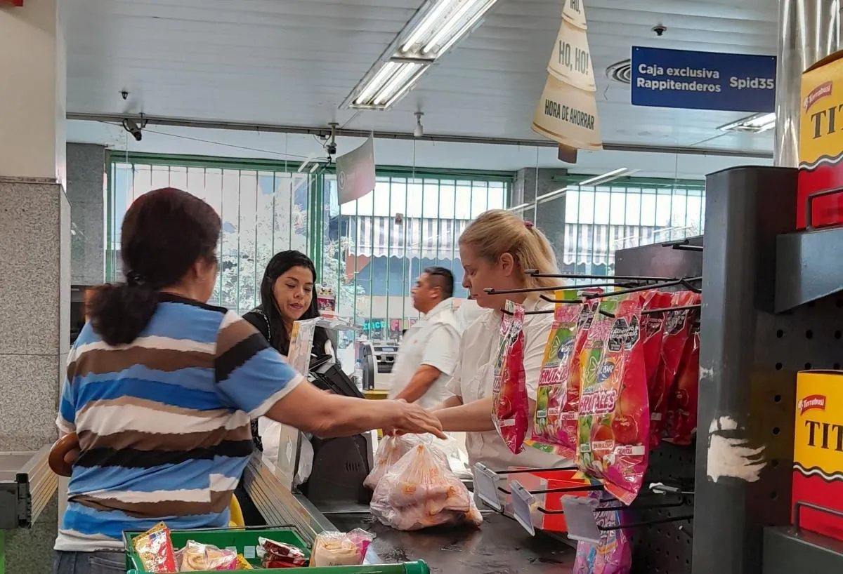 Comercio acordó un aumento del 5,1%