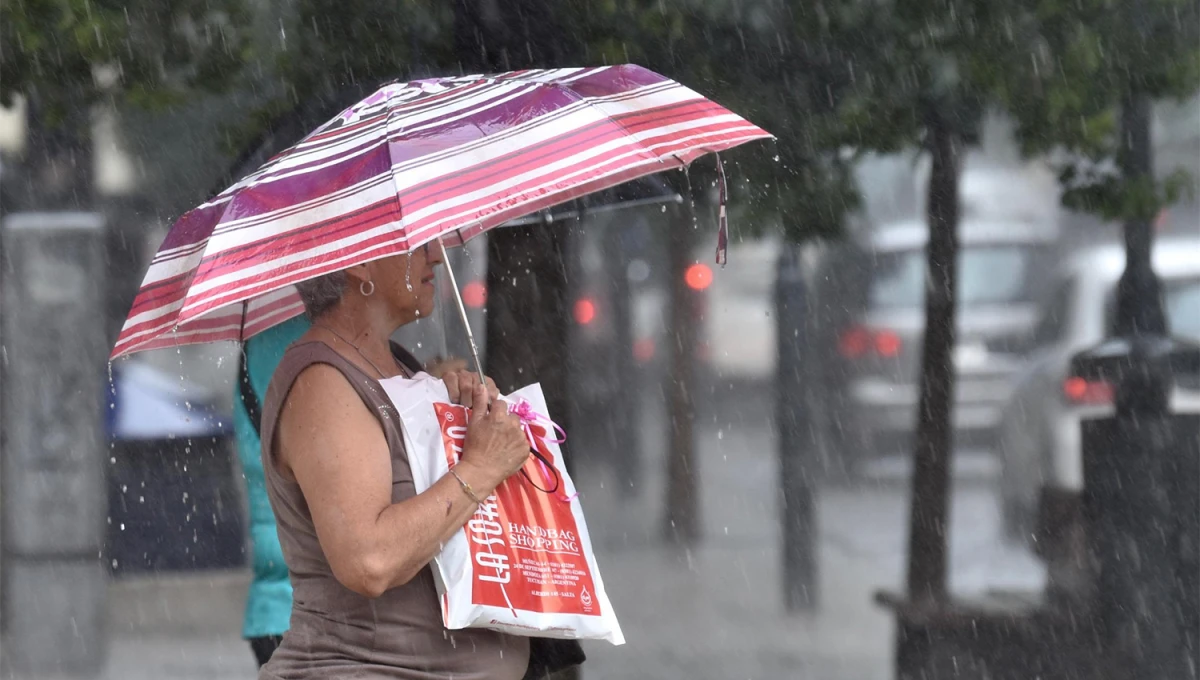 SIGUEN LAS LLUVIAS. Las tormentas y precipitaciones se extenderán al menos durante la tarde del domingo. 