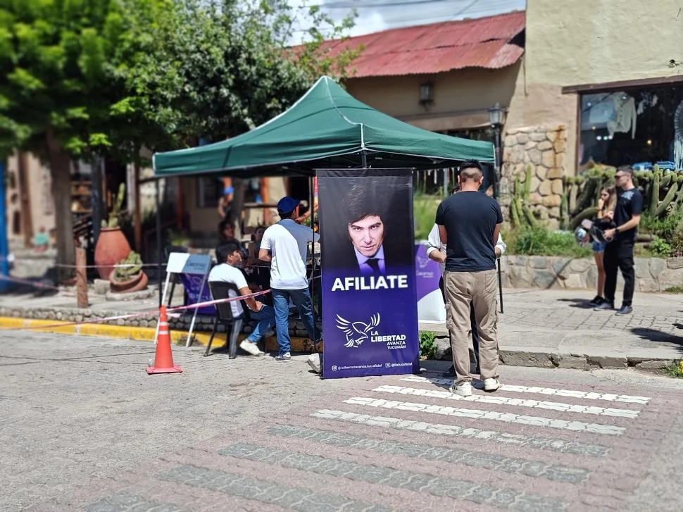 La Libertad Avanza en Tucumán buscan afiliados en Tafí del Valle