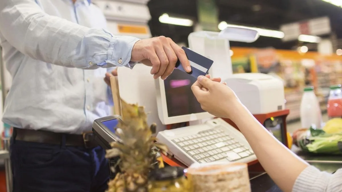 Comercio acordó un incremento del 5,1% para el primer trimestre: de cuánto será el básico