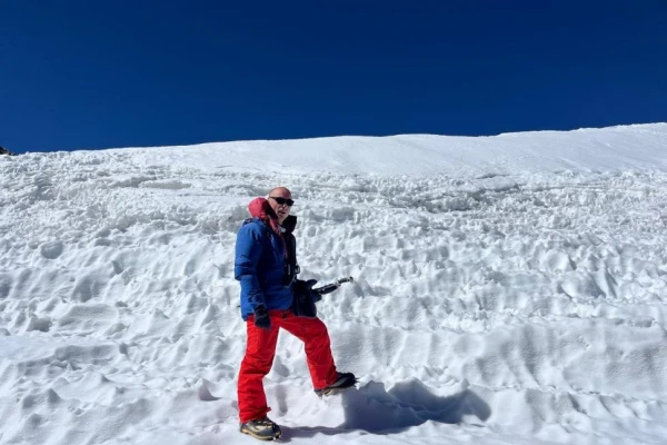 Un homenaje tucumano al montañista Mastan Babu