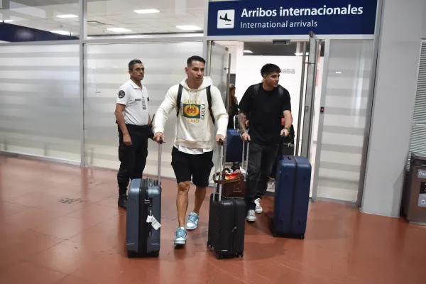 Vengo a dejar la vida por la camiseta, dijo Auzqui tras convertirse refuerzo de Atlético Tucumán