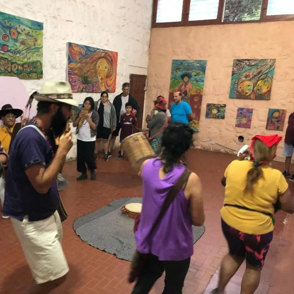 INAUGURACIÓN. En la comuna rural hubo música y danza.