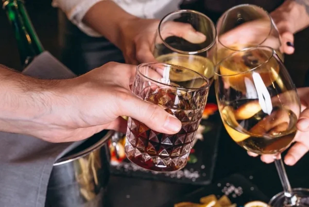 Argentina lidera el ránking de países con mayor consumo de alcohol en América Latina.