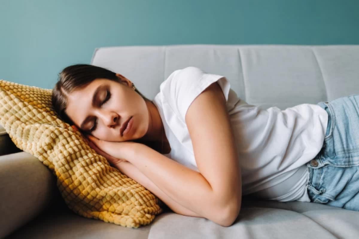 Una siesta mayor a 60 minutos puede aumentar el riesgo de padecer enfermedades cardíacas.